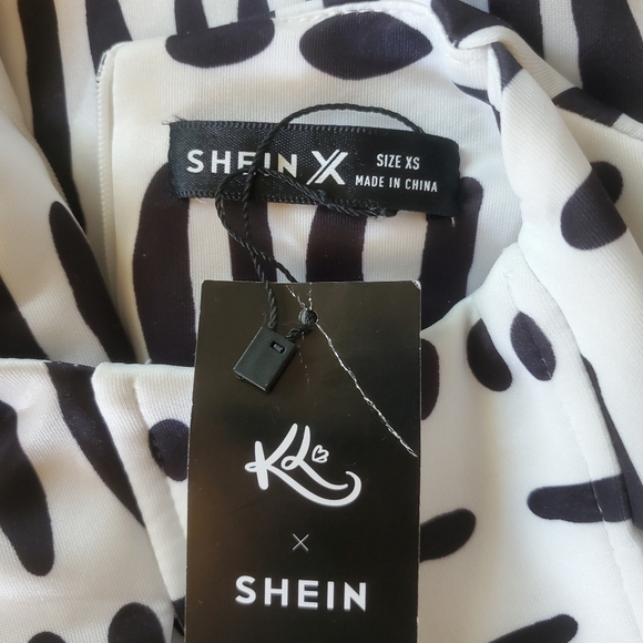 Shein X Women's Black & White Bodycon Cutout High Neck Dress New Size XS‎ - Picture 10 of 12